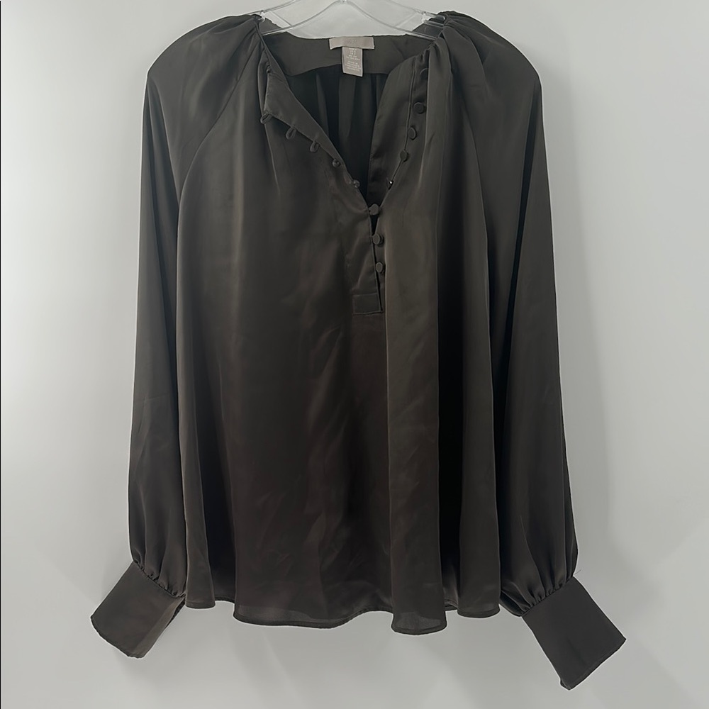H&M Elegant Blouse in Olive Green
